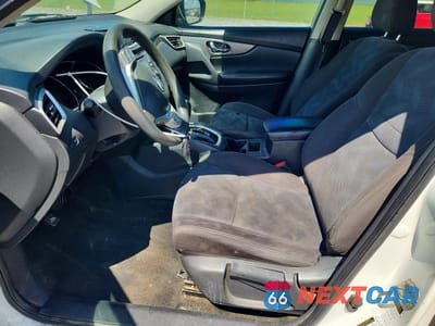 Zdjęcie 7 z 13 samochodu: 2016 NISSAN ROGUE S VIN:KNMAT2MT0GP634082 - miniatura