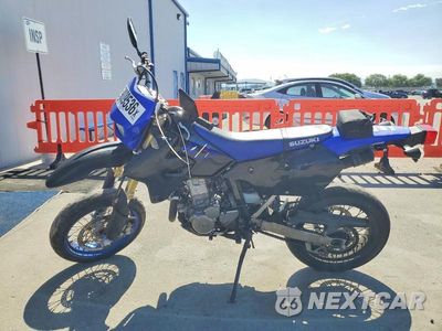 Trzecie zdjęcie samochodu z tyłu: 2023 SUZUKI DR-Z400 SM VIN:JS1SK44A4P7101678 - miniatura