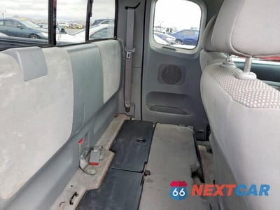 Zdjęcie 10 z 12 samochodu: 2005 TOYOTA TACOMA ACCESS CAB VIN:5TETX22N15Z079313 - miniatura