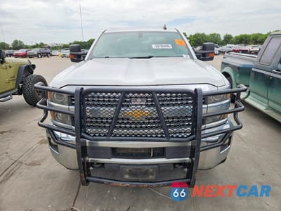 Piąte zdjęcie samochodu w środku: 2016 CHEVROLET SILVERADO K2500 HEAVY DUTY LT VIN:1GC1KVE80GF235242 - miniatura