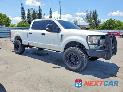 Czwarte zdjęcie samochodu z boku: 2019 FORD F250 SUPER DUTY VIN:1FT7W2B60KEE34340 - miniatura