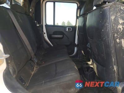 Zdjęcie 10 z 12 samochodu: 2020 JEEP GLADIATOR SPORT VIN:1C6JJTAG2LL129589 - miniatura