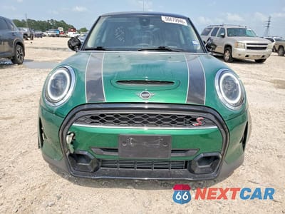 Piąte zdjęcie samochodu w środku: 2024 MINI COOPER S VIN:WMW53DH04R2V45769 - miniatura