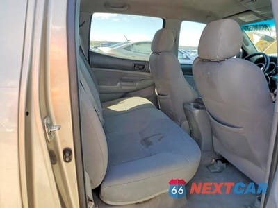 Zdjęcie 10 z 12 samochodu: 2005 TOYOTA TACOMA DOUBLE CAB VIN:5TELU42N05Z134239 - miniatura