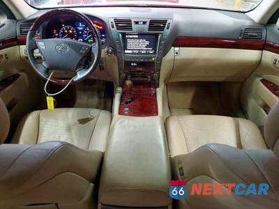 Zdjęcie 8 z 12 samochodu: 2007 LEXUS LS 460 VIN:JTHBL46F375047649 - miniatura