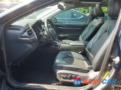Zdjęcie 7 z 12 samochodu: 2019 TOYOTA CAMRY SE VIN:4T1B11HK2KU702877 - miniatura