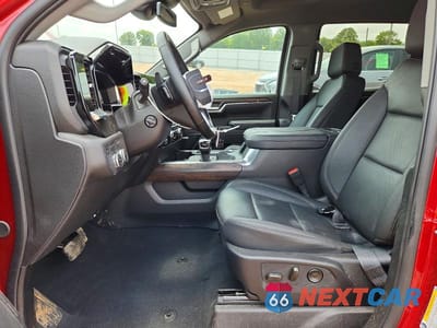 Zdjęcie 7 z 13 samochodu: 2026 GMC SIERRA K1500 SLT VIN:3GTUUDEL8TG162636 - miniatura