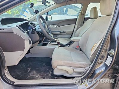 Zdjęcie 7 z 12 samochodu: 2012 HONDA CIVIC LX VIN:19XFB2F51CE080102 - miniatura
