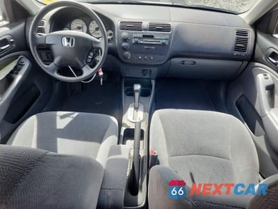 Zdjęcie 8 z 12 samochodu: 2002 HONDA CIVIC LX VIN:1HGES16512L046626 - miniatura