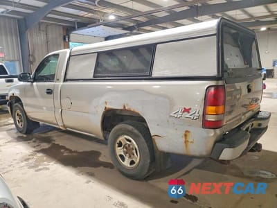 Drugie zdjęcie samochodu z przodu: 2002 CHEVROLET SILVERADO K1500 VIN:1GCEK14W82Z266188 - miniatura