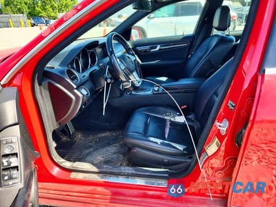 Zdjęcie 7 z 12 samochodu: 2012 MERCEDES-BENZ C 250 VIN:WDDGF4HB9CA673416 - miniatura
