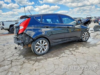 Trzecie zdjęcie samochodu z tyłu: 2015 HYUNDAI ACCENT SPORT VIN:KMHCU5AE0FU225279 - miniatura