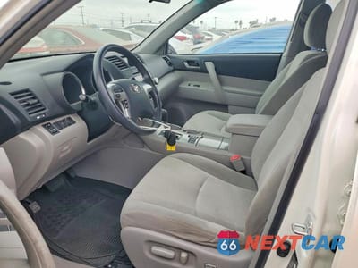 Zdjęcie 7 z 13 samochodu: 2012 TOYOTA HIGHLANDER BASE VIN:5TDZK3EH7CS083025 - miniatura