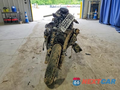 Drugie zdjęcie samochodu z przodu: 2013 YAMAHA YZFR1 VIN:JYARN23E1DA015243 - miniatura
