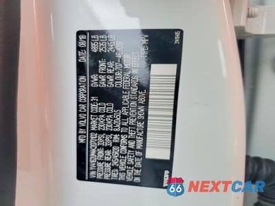 Zdjęcie 14 z 14 samochodu: 2019 VOLVO XC40 T5 R-DESIGN VIN:YV4162UM4K2070102 - miniatura