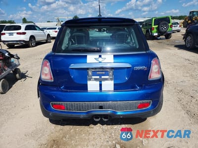Zdjęcie 6 z 12 samochodu: 2008 MINI COOPER S VIN:WMWMF73558TT93923 - miniatura