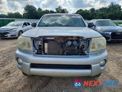 Piąte zdjęcie samochodu w środku: 2009 TOYOTA TACOMA DOUBLE CAB PRERUNNER VIN:3TMJU62NX9M077215 - miniatura