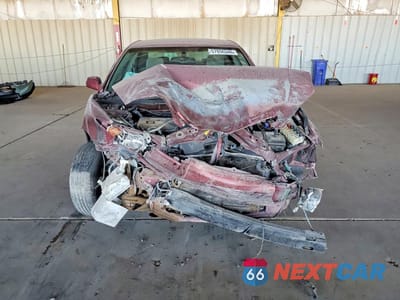 Piąte zdjęcie samochodu w środku: 2003 TOYOTA CAMRY LE VIN:4T1BE32K93U179254 - miniatura