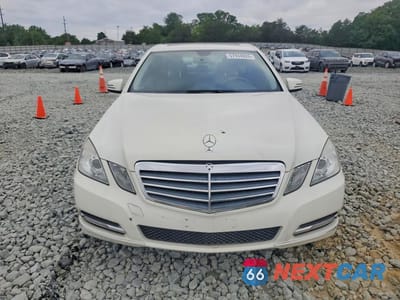 Piąte zdjęcie samochodu w środku: 2012 MERCEDES-BENZ E 350 4MATIC VIN:WDDHF8JBXCA547183 - miniatura