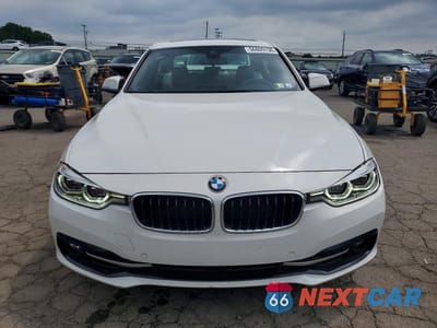 Piąte zdjęcie samochodu w środku: 2016 BMW 328 XI SULEV VIN:WBA8E3G59GNT77797 - miniatura