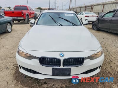 Piąte zdjęcie samochodu w środku: 2015 BMW 328 I SULEV VIN:WBA3C1C5XFK119864 - miniatura