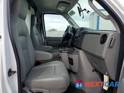 Zdjęcie 10 z 12 samochodu: 2024 FORD E350 REFRIGERATED BOX TRUCK VIN:1FDWE3FN4RDD19516 - miniatura