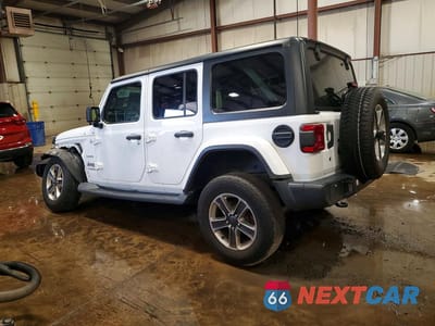 Drugie zdjęcie samochodu z przodu: 2020 JEEP WRANGLER UNLIMITED SAHARA VIN:1C4HJXEN8LW152901 - miniatura