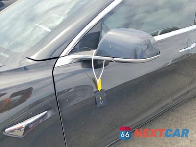 Zdjęcie 7 z 12 samochodu: 2018 TESLA MODEL 3 VIN:5YJ3E1EA8JF178022 - miniatura