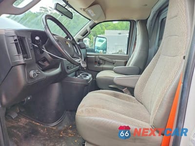 Zdjęcie 7 z 12 samochodu: 2022 CHEVROLET EXPRESS G3500 VIN:1HA3GSC74NN013482 - miniatura