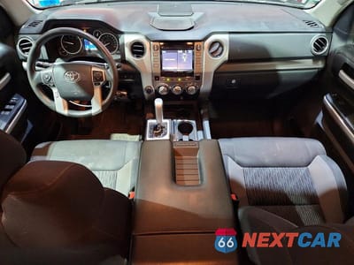 Zdjęcie 8 z 12 samochodu: 2014 TOYOTA TUNDRA CREWMAX SR5 VIN:5TFDY5F17EX339845 - miniatura
