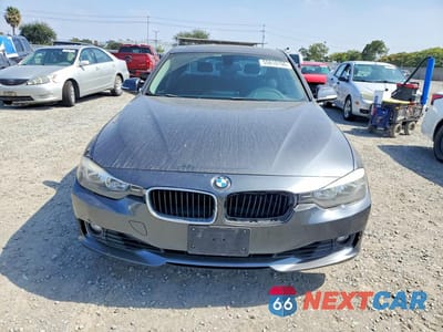 Piąte zdjęcie samochodu w środku: 2014 BMW 328 XI SULEV VIN:WBA3B5G52ENS08975 - miniatura