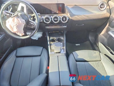 Zdjęcie 8 z 13 samochodu: 2022 MERCEDES-BENZ GLA 250 VIN:W1N4N4GB7NJ318760 - miniatura