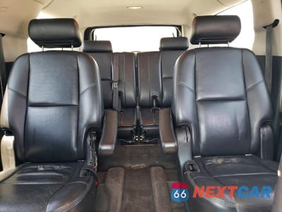 Zdjęcie 10 z 13 samochodu: 2009 CHEVROLET SUBURBAN K1500 LTZ VIN:1GNFK36309R190888 - miniatura