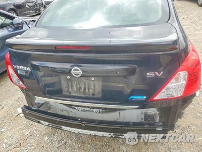 Trzecie zdjęcie samochodu z tyłu: 2016 NISSAN VERSA 1.6 SV VIN:3N1CN7AP4GL872572 - miniatura