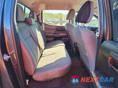 Zdjęcie 10 z 13 samochodu: 2022 TOYOTA TACOMA SR5 V6 VIN:3TMCZ5AN2NM472571 - miniatura