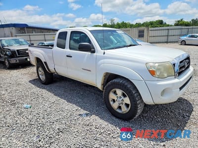 Czwarte zdjęcie samochodu z boku: 2008 TOYOTA TACOMA PRERUNNER ACCESS CAB VIN:5TETU62NX8Z523700 - miniatura