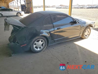 Trzecie zdjęcie samochodu z tyłu: 2004 FORD MUSTANG GT VIN:1FAFP42X14F241324 - miniatura