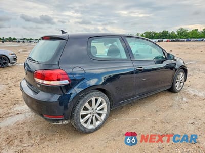 Trzecie zdjęcie samochodu z tyłu: 2012 VOLKSWAGEN GOLF VIN:WVWBM7AJ7CW251905 - miniatura