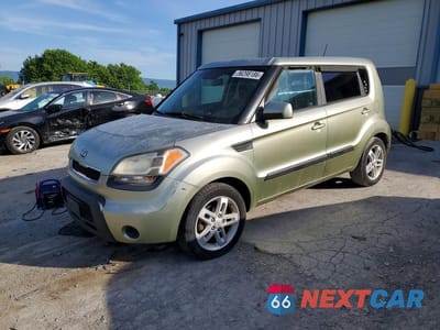 2011 KIA SOUL + KNDJT2A21B7219342 - główne zdjęcie licytacji z USA - miniatura
