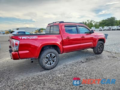 Trzecie zdjęcie samochodu z tyłu: 2022 TOYOTA TACOMA TRD SPORT VIN:3TMCZ5AN6NM458043 - miniatura