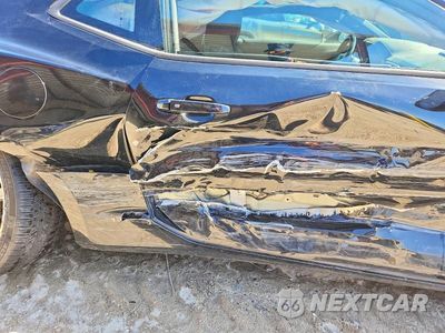 Zdjęcie 10 z 12 samochodu: 2018 CHEVROLET CAMARO LT VIN:1G1FB1RS9J0115382 - miniatura