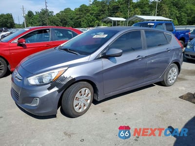 2017 HYUNDAI ACCENT SE KMHCT5AE2HU313501 - główne zdjęcie licytacji z USA - miniatura