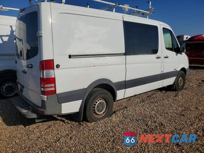 Trzecie zdjęcie samochodu z tyłu: 2012 MERCEDES-BENZ SPRINTER 2500 VIN:WD3PE7CC8C5703992 - miniatura