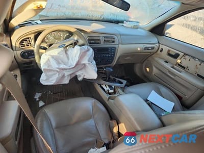 Zdjęcie 8 z 12 samochodu: 2004 FORD TAURUS SES VIN:1FAFP55S64A105905 - miniatura