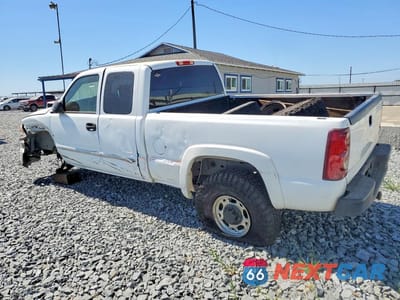 Drugie zdjęcie samochodu z przodu: 2005 GMC SIERRA VIN:1GTHC29U15E212069 - miniatura