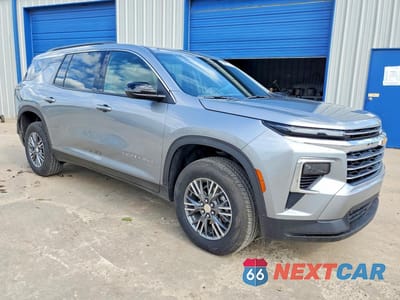 Czwarte zdjęcie samochodu z boku: 2026 CHEVROLET TRAVERSE LT VIN:1GNERGKS9TJ155431 - miniatura