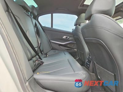 Zdjęcie 10 z 12 samochodu: 2019 BMW 330XI VIN:WBA5R7C56KAJ86553 - miniatura