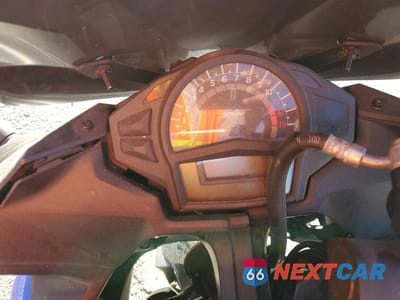 Zdjęcie 7 z 8 samochodu: 2013 KAWASAKI EX650 VIN:JKAEXEE17DDA14067 - miniatura