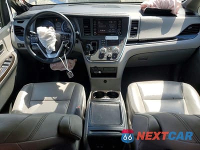 Zdjęcie 8 z 13 samochodu: 2019 TOYOTA SIENNA XLE 8-PASSENGER VIN:5TDYZ3DC0KS995345 - miniatura