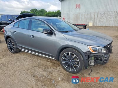 Czwarte zdjęcie samochodu z boku: 2016 VOLVO S60 CROSS COUNTRY T5 VIN:YV4612UM2G2001193 - miniatura